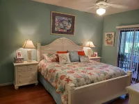 1st Floor, 2 BR, 2 Bath Sunset Beach 5 minutes to ocean @ Sea Trail Golf Resort!