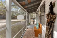 Cozy Bluegill Cottage
