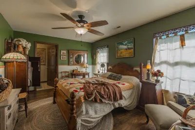 A Middle Earth Inspired Stay Hotels near McLemore Club