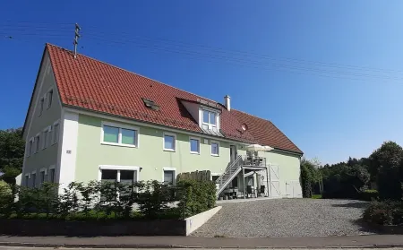 Guesthouse Buberl, near Legoland and Skylinepark