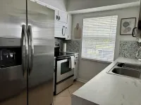 Cozy 2/1 Close to Theme Parks!