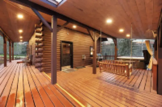 Circle J Lodge, Relaxing pet friendly cabin at Terry Peak with new hot tub!