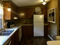 Welcome to Jireh's Haven Quiet, Charming 3 Bedroom Farmhouse