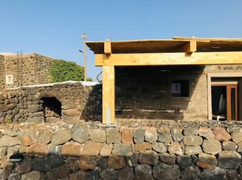 The cave of benikulà ancient Pantelleria Dammuso Andrea 6 Hôtels à : Pantelleria