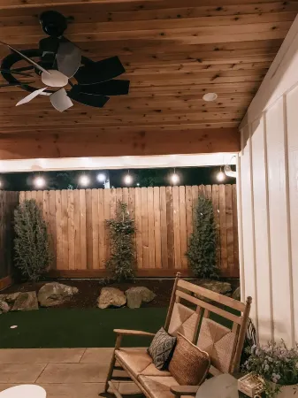 Cottage with gated driveway near downtown & river