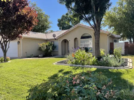 Vacation home, close to Tuacahn Center, Entrada & Black Desert Golf Courses.