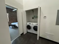 Toledo Tranquility: Luxe 2-Bed Retreat - Your Perfect Stay Awaits! ADA compliant