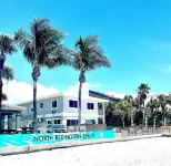 Cozy 1BR Condo w/ 0 min walk to beach! Spectacular views! Nov/Dec still open! Hotels in North Redington Beach