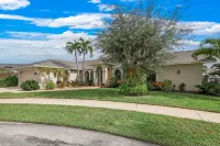 Direct Gulf Access Newly Renovated Waterfront Pool Home Retreat Hotels near Cycle Co Cape Coral