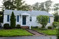 Chatham Bliss - Dog Friendly oasis with EV Charging Hotels near Forest Beach Conservation Area