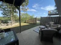 Sunrise Bluff Lakefront - in family-friendly area w/ great view of Grand Lake