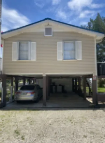 Waterfront -Beautiful sunsets, great fishing, scalloping & bird watching