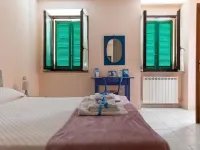 A Country House near the Lake Cod. 012104-CNI-00006 IT012104C24MJ5EPRC Hotels in Monvalle