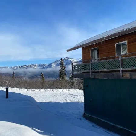 Beautiful Mountainside Escape