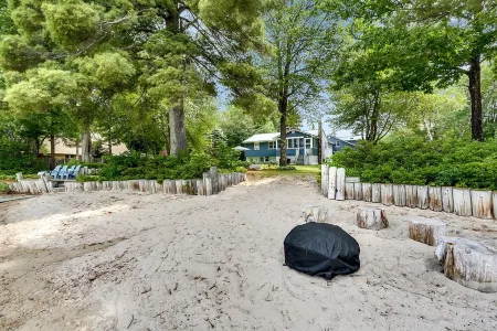 Crystal Lake House W/ Private Beach + Lake Access