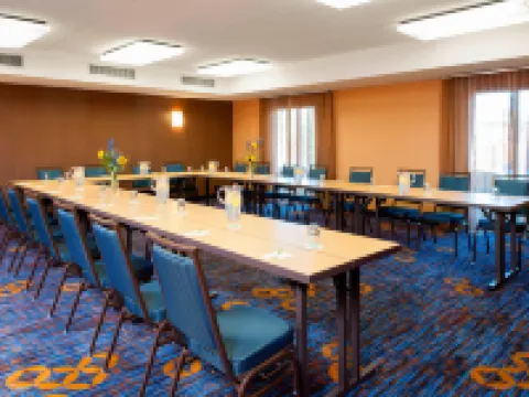 Courtyard Chicago Glenview/Northbrook Hotels in Glenview