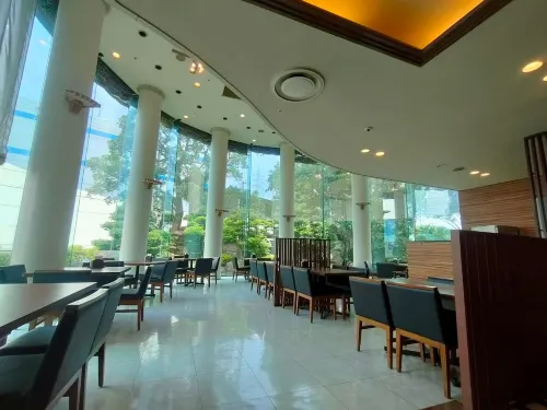 Route Inn Grantia Komaki Dining Photos