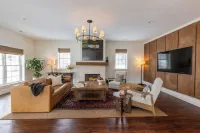 Mint Cottage at Little Washington - a modern, spacious retreat with a view Hotels in Rappahannock County