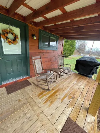 Cold Mountain View Cabin Отели рядом с достопримечательностью «Блу-Ридж-Паркуэй»