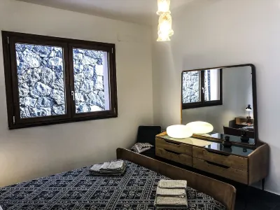 TeO house, seafront, garden, Acitrezza, Acicastello, Etna Hotels near Aci Trezza