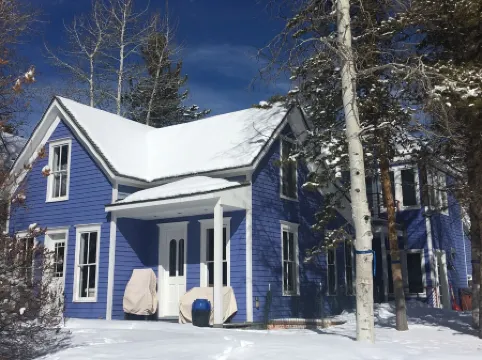 MODERN Monet Blue Aspen Victorian Whole House In Town,  with Private Hot Tub!