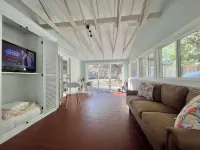 Modern 3-bedroom house in Wilmington with a HUGE yard and Bonus Sunroom