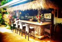 Hawaiian Cottage and Personal Paradise /BBKM 2013/0004