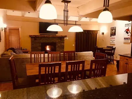 Year round fun luxury location steps to Village, close to all outdoor activities