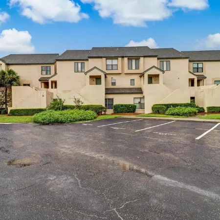 Oceanfront Fabulous Townhome: Your Coastal Escape Awaits!