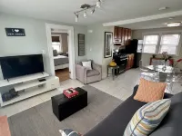 Charming Travel Nest Hotels in East Orange