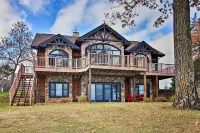 Large Bay Lake Lakefront Cabin w/Game Room & Water-View Deck, Dock and more…