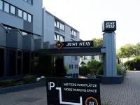 JustStay Mülheim Hotel & Apartments Hôtels à proximité de : Dicken am Damm