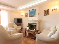 Quiet residential area, beach 300m, pool, rustic kitchen, ideal for families Hotels in Sa Coma