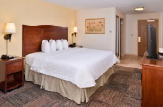 ハンプトン イン エルクハート インディアナ エルクハートのホテル