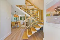 Pualei Beach House 3-bedroom townhome in phenomenal Lahaina with WiFi, AC