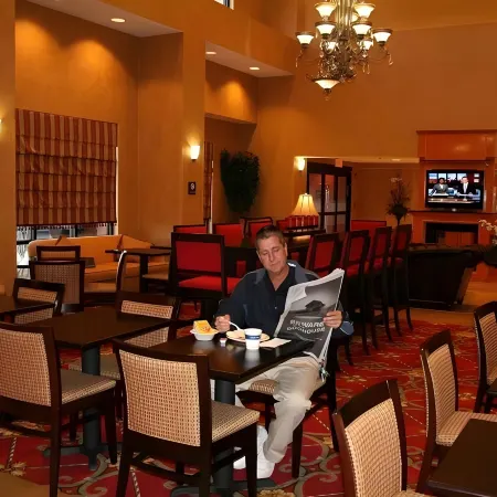 Hampton Inn & Suites McComb