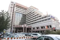 Le Grande Plaza Hotel