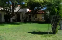 Tavares Inn Hotels in Otero County