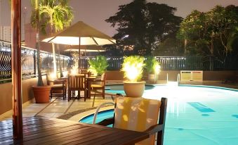 Travellers Suites Serviced Apartments