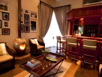 Matumi Golf Lodge Отели в г. Нельспрут