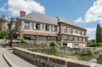 Hôtel Restaurant Du Lac Hôtels à : Bazouges-la-Pérouse