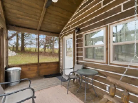 Patoka Lake Cabin-Lake Pointe Cabin II-Hoosier National Forest-New in 2025! Hotels in Orange County