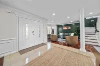 Spacious 6Br Villa - Serene Scenic Mountain Escape