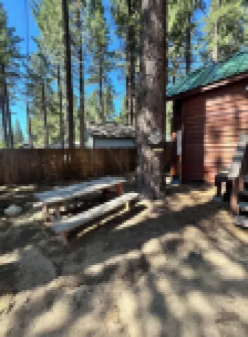 Cabin w/Loft in South Lake Tahoe - 15 Mins from Skiing, Stateline & Emerald Bay