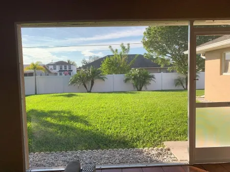 The "Elegant Suite" A Stylish, Luxurious Sanctuary in the Heart of Cape Coral FL