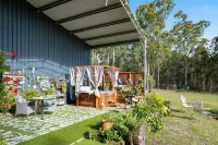 The Studio Retreat perfect for a quiet romantic break. Pet friendly, hot tub.