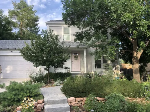 Bright & Cozy Cottage- Serene Artist’s Home Hotels in Lafayette