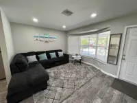 Cozy 2 Bedroom near the Springs