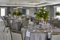Cumberland House Knoxville Tapestry Collection by Hilton - 朝食
