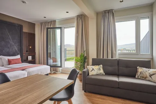 Apartamentos Silken Fontibre Iberia & Spa Hotels in La Poblacion